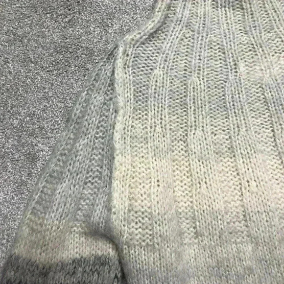Anthropologie Sweater High Neck - Picture 10 of 10